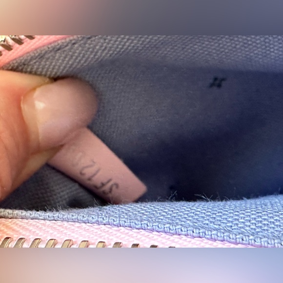 💯 Louis Vuitton Monogram Escale Mini Pochette Pastel (like new) - Picture 12 of 16